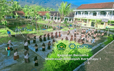 Kegiatan Madrasah Ibtidaiyah Kertahayu 1 Berani Berkarya Mendunia
